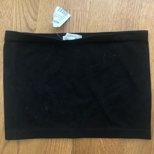 black robbed tube top
